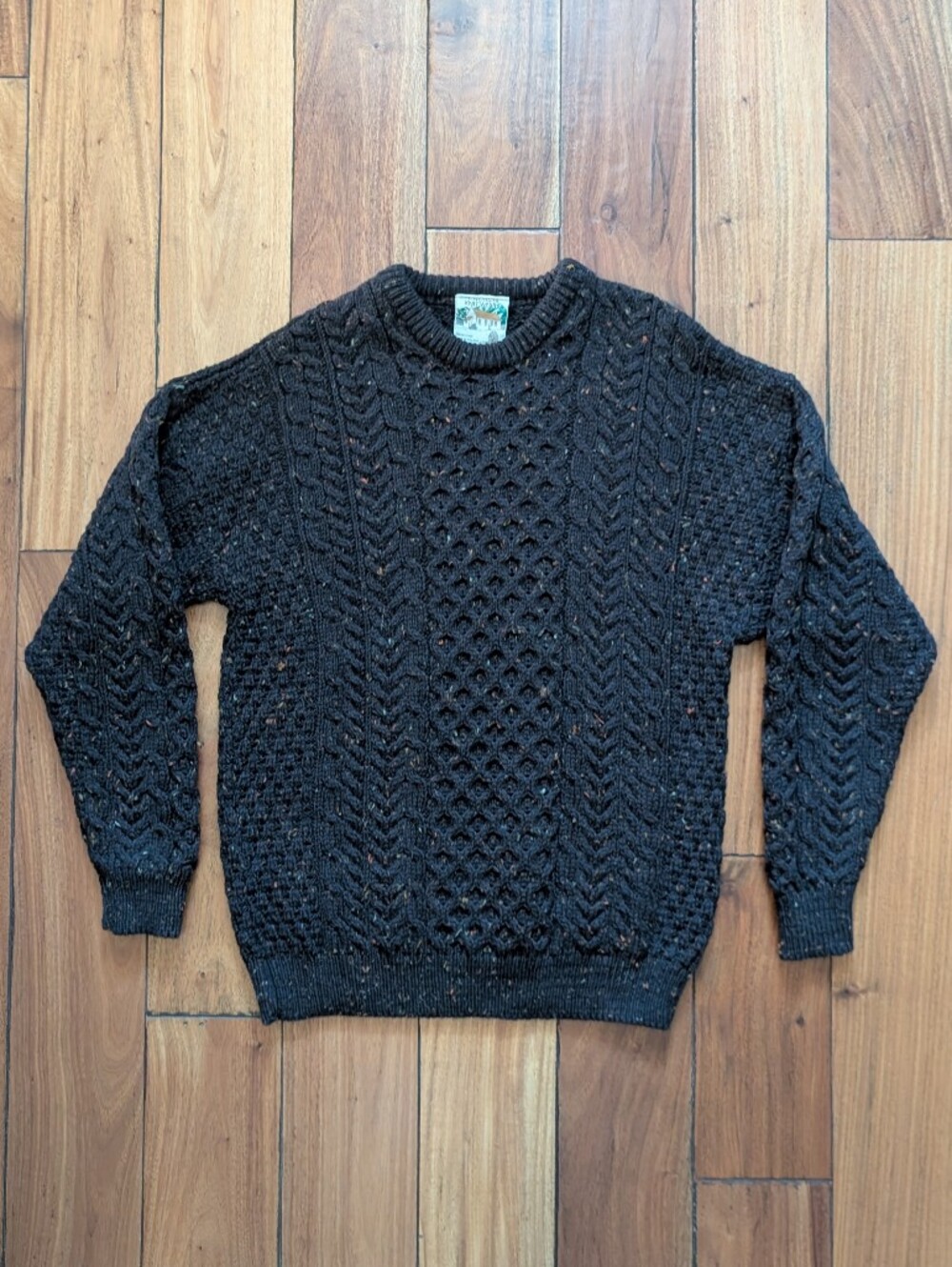 Connemara Knitwear Vintage Wool Sweater (M)